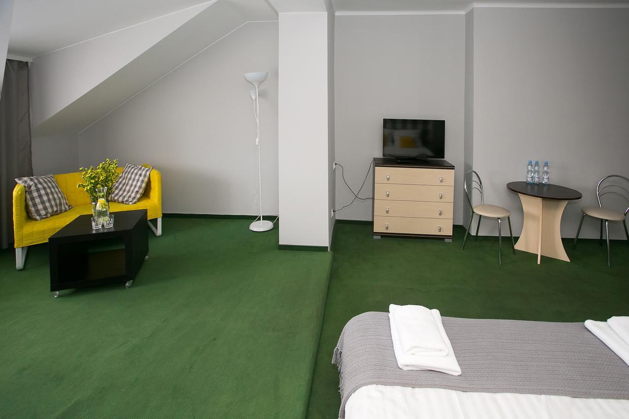 Labirynt Hotel Łomża Kültér fotó