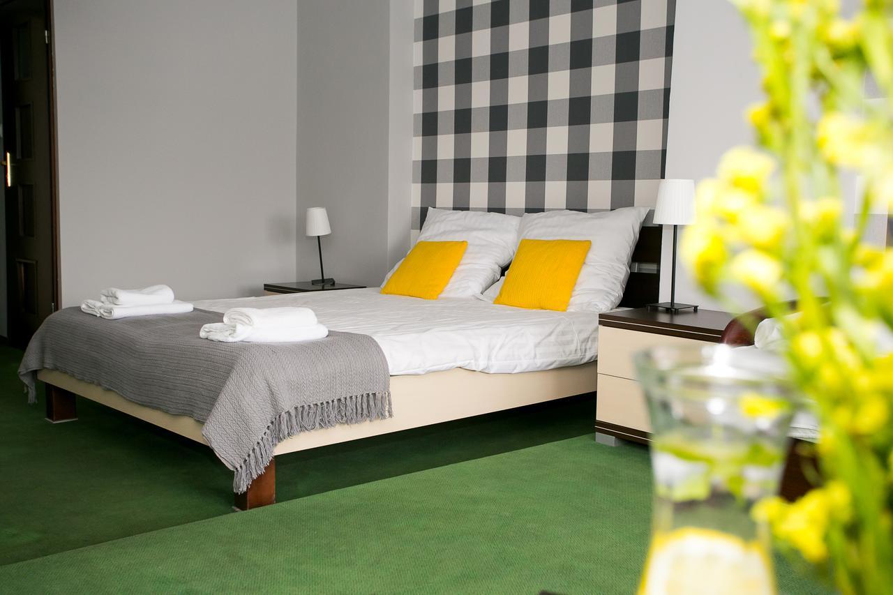 Labirynt Hotel Łomża Kültér fotó