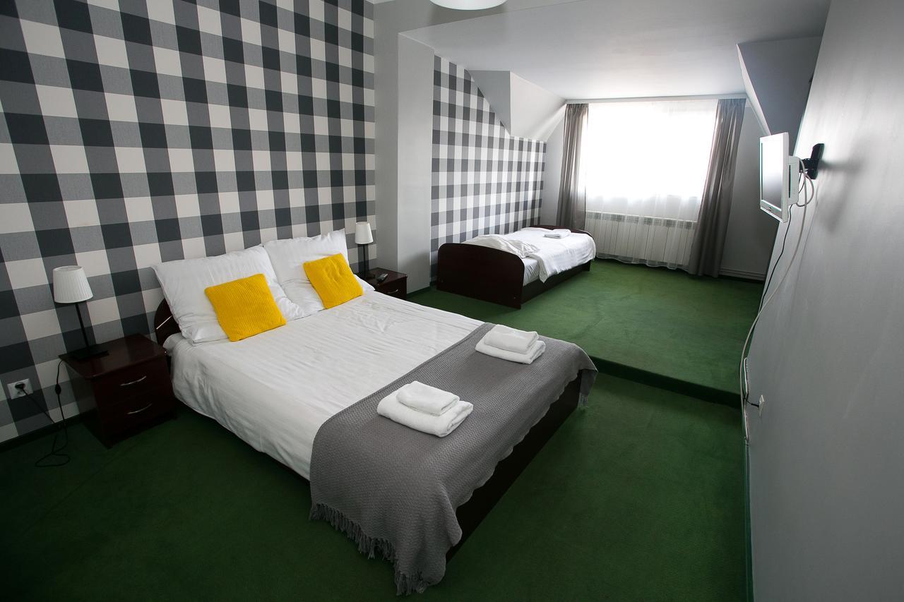 Labirynt Hotel Łomża Kültér fotó