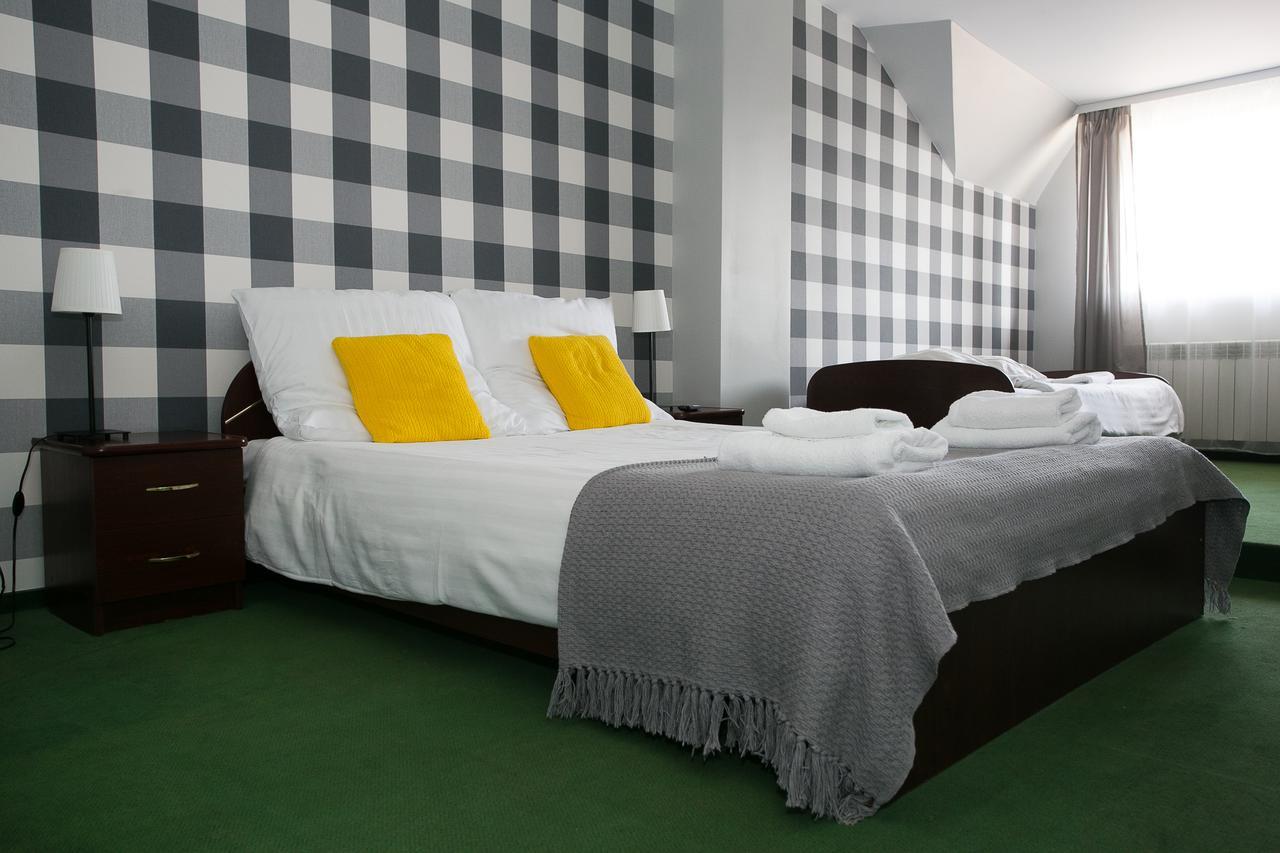 Labirynt Hotel Łomża Kültér fotó